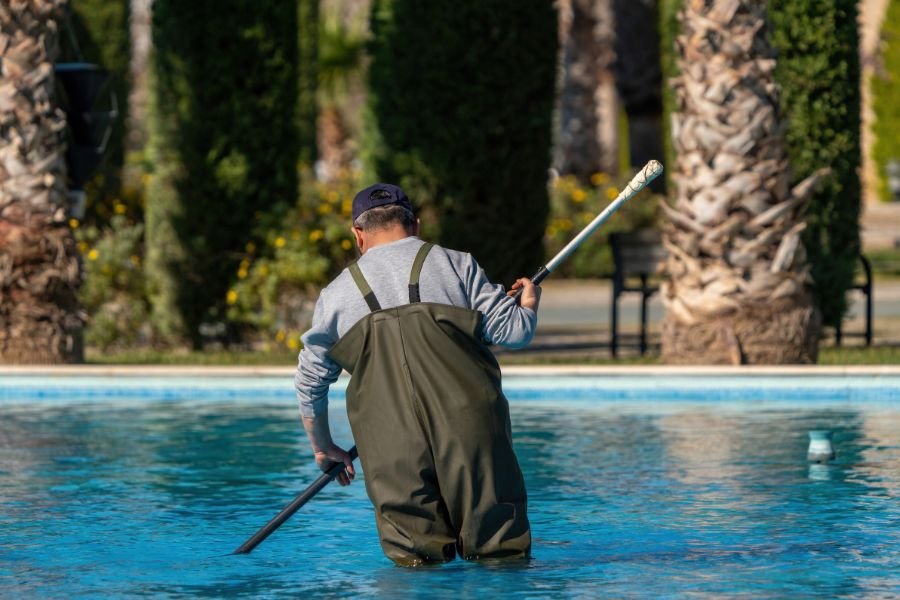 weekly pool maintainence