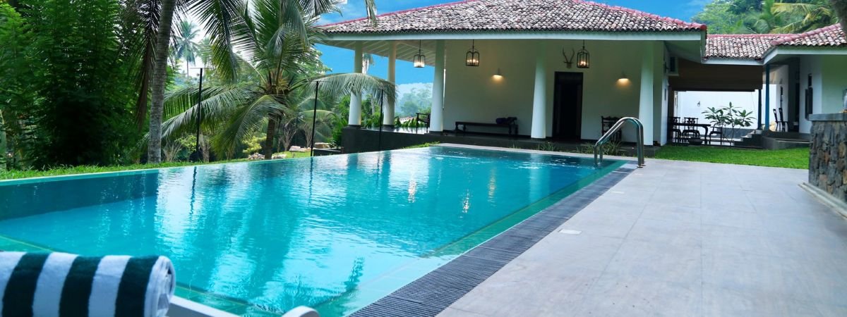 What Affects Pool Resurfacing Cost