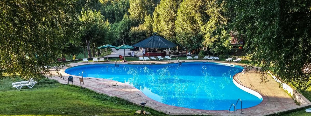 Common Drain Problems Pool Owners Face