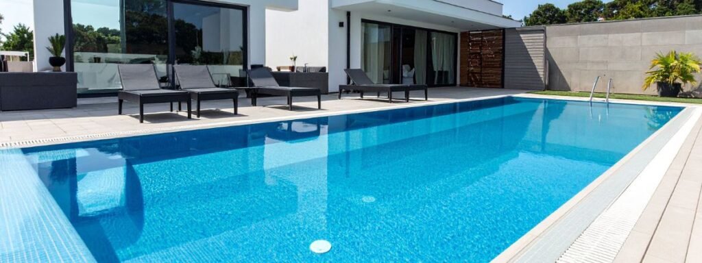 How to Backwash a Pool Filter