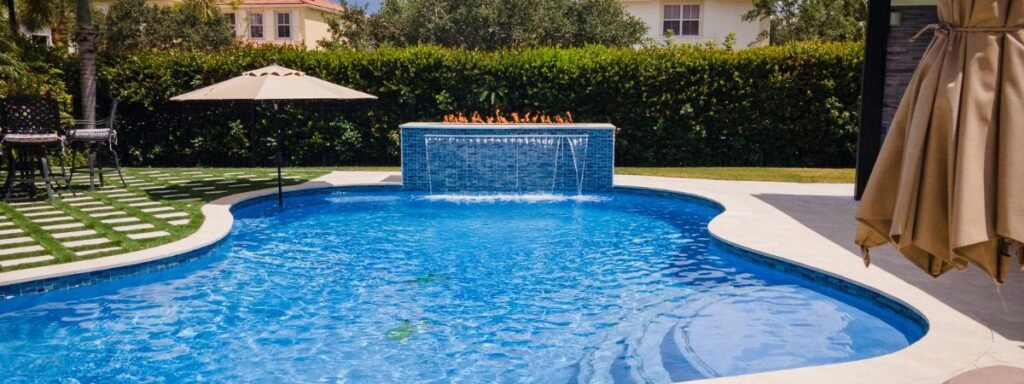5 Signs Your Pool Filter Needs Backwashing