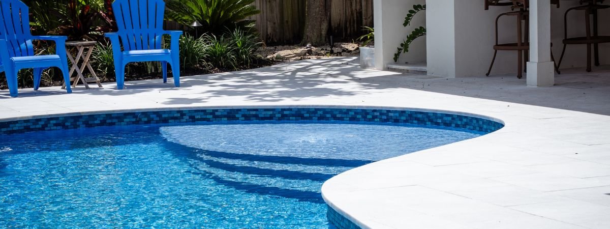 How Does a Saltwater Pool Work